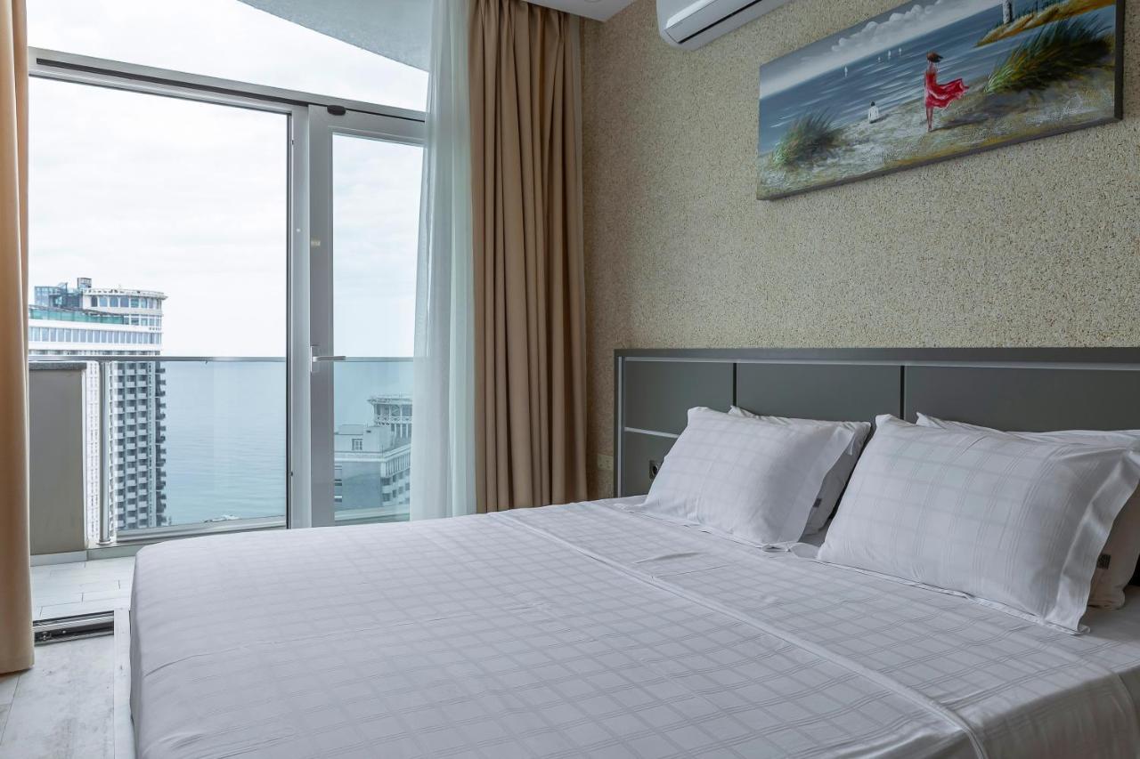 G-Point Apartment Batumi Ngoại thất bức ảnh