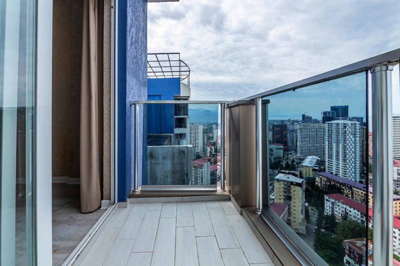 G-Point Apartment Batumi Ngoại thất bức ảnh
