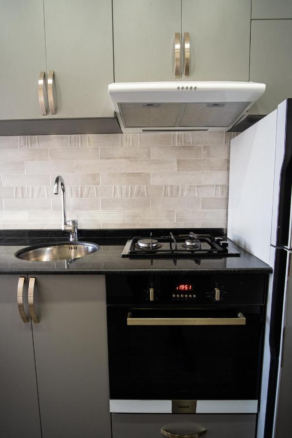 G-Point Apartment Batumi Ngoại thất bức ảnh